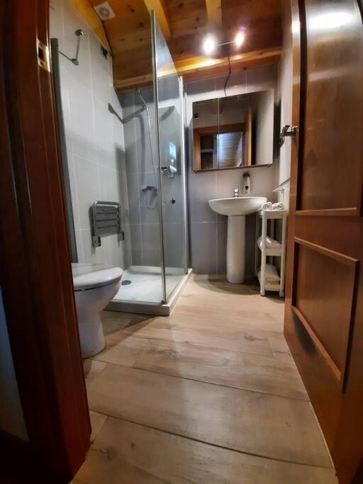 Holiday home Mcastet, Casita Aranesa En El Valle De Aran Bossost